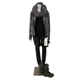 Falling Skies Season 5 Margaret (Sarah Carter)  Movie Costumes