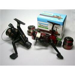 A Shakespeare President de luxe 2510 040 fixed spool reel and three spare spools in original card b.