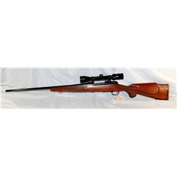WINCHESTER MOD. 70 XTR 7MM MAG & SCOPE