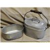 Image 2 : ANTIQUE LUNCH BOX
