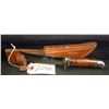 Image 2 : VINTAGE WESTERN HUNTING KNIFE AND SHEATH - BLADE IS STAMPED WESTERN BOULDER COLO. USA - OVERALL LENG