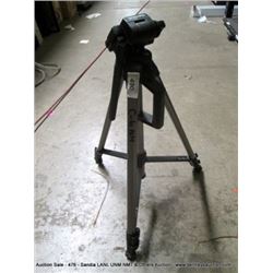 VANGUARD TRIPOD