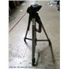 Image 1 : VANGUARD TRIPOD