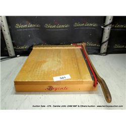 INGENTO PAPER CUTTER