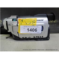 SONY DCR-TRV 17 CAMERA (print sequence:) 67364