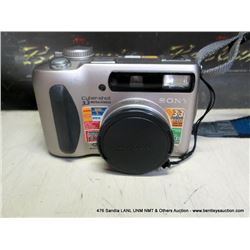 SONY CYBER SHOT 3.3 MEGA