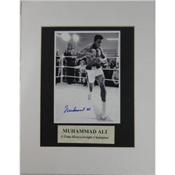 MUHAMMAD ALI AUTOGRAPHED / MATTED  5 x 7 w/COA