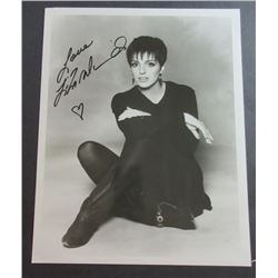LIZA MINNELLI AUTOGRAPHED 8 x 10 B/W PHOTOGRAPH