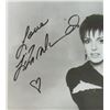 Image 2 : LIZA MINNELLI AUTOGRAPHED 8 x 10 B/W PHOTOGRAPH