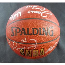 NBA AUTOGRAPHED BASKETBALL / CAVALIERS / ANDRE MILLER, SHAWN MARION, JAMES POSEY