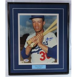 MAURY WILLS AUTOGRAPHED 8 X 10 PHOTO (PSA/DNA H69664) - Framed