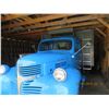 Image 4 : 1943 Dodge blue 2 ton truck