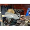 Image 1 : DELTA DISK/BELT SANDER