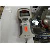 Image 1 : DIGITAL HAND SCALE