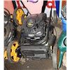 Image 1 : GAS ENGINE ON MOWER DECK - WITH HANDLE