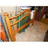 Image 1 : QUEEN PINE HEAD BOARD