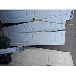 PAIR OF PANTRY DOORS