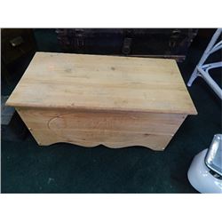 PINE WOOD CHEST - TEDDY BEAR CARVING IN FRONT