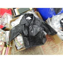 PLEATHER JACKET  GAP - KIDS - SZ 2 YRS