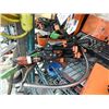 Image 1 : BUNDLE OF CLAMPS