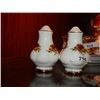 Image 1 : Royal Albert Old Country Roses salt and pepper
