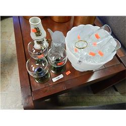 Lot of glass ware