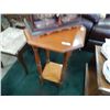 Image 1 : Vintage hexagon side table