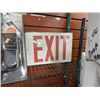 Image 1 : EXIT sign