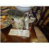 Image 1 : SET OF 4 SHELL PLACE CARD HOLDERS;BOMBAY CO; SMALL STOVE TOP ESPRESSO POT; VINTAGE SIFTER = 3PCS
