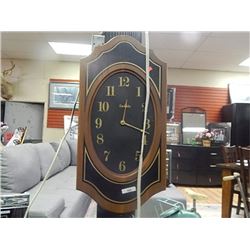 WALL CLOCK