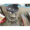 Image 1 : Retro style chrome stool