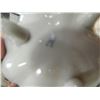 Image 2 : SMALL FOOTED BOWL WITH FLOWERS