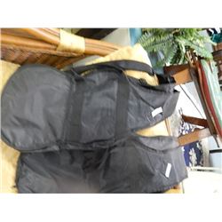 SOFT SIDE GUITAR CASE