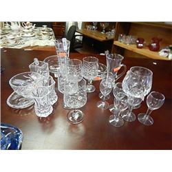 lot of crystal glass ware