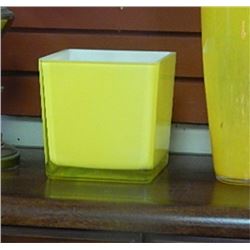 Heavy glass square bowl