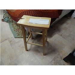 Maple saddle stool