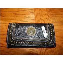 AMERICAN LEATHER WALLET