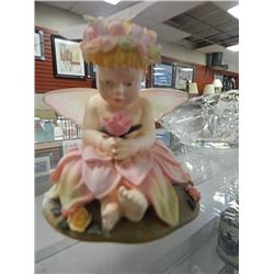 CHERUBIC BABY WITH FLOWERS - 3 ½" FIGURE