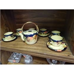 Collectable tea set 13 pcs