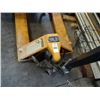 Image 2 : 5500Lb. Capacity Pallet Jack