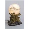 Image 1 : DEUTSCHLAND Tischleuchte, Bronze, patiniert, Marmor. Auf dreipassiger ornamentierter Plinth...