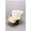 COMFORT, Meda-Mailand Joe Colombo Sessel Elda, weißes Leder, schwarzer Kunststoff. Drehb...