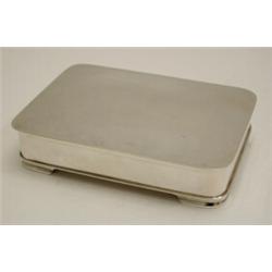 HERBERT ZEITNER, Berlin/Lüneburg Dose, Silber. Rechteckige, an den Ecken gerundete glatte F...