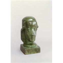 JOSEPH CSAKY Weiblicher Kopf, Bronze, patiniert. Stilisierter Kopf auf runder Plinthe und q...