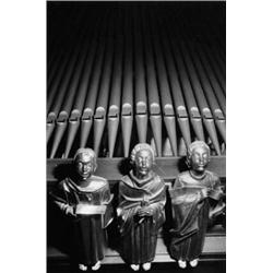 HEINZ SANGERMANN Drei Heiligenfiguren vor Orgelpfeifen, SW-Fotografie, Vintage. 22,7 x 15 c...