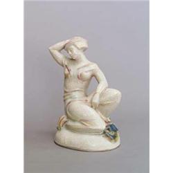 KIELER KUNST KERAMIK, Kiel Gust Kaiser Figur, Keramik. Roter Scherben mit cremefarbener,...