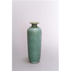 RÖRSTRAND, PORSLINSFABRIKER A.B., Stockholm Gunnar Nylund Vase, Keramik. Heller Scherben...