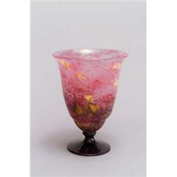 CHARLES SCHNEIDER, Epinay-sur-Seine Vase, farbloses Glas. Dunkelviolette, rosafarbene, oran...