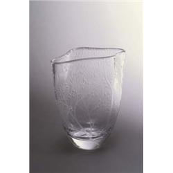 ORREFORS GLASBRUK AB., Orrefors Karl Lindström Vase, farbloses Glas. Wandung mit umlaufe...