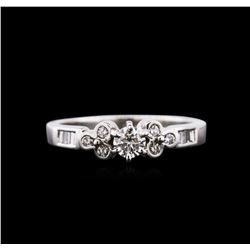 0.69ctw Diamond Ring - Platinum